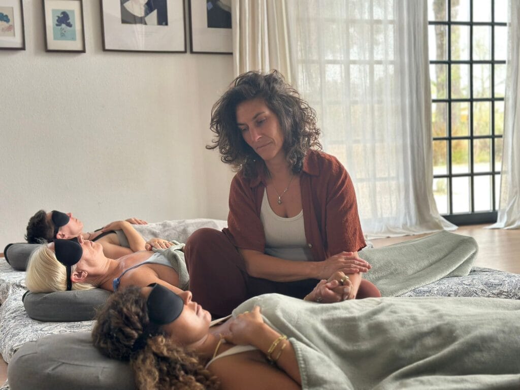 retreat psilocybin session